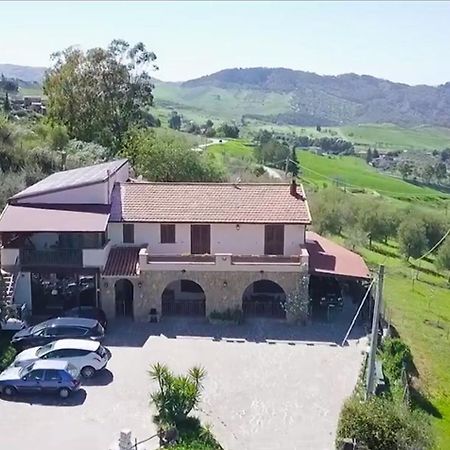 B&B Profumi Di Sicilia 圣卡塔尔多 外观 照片