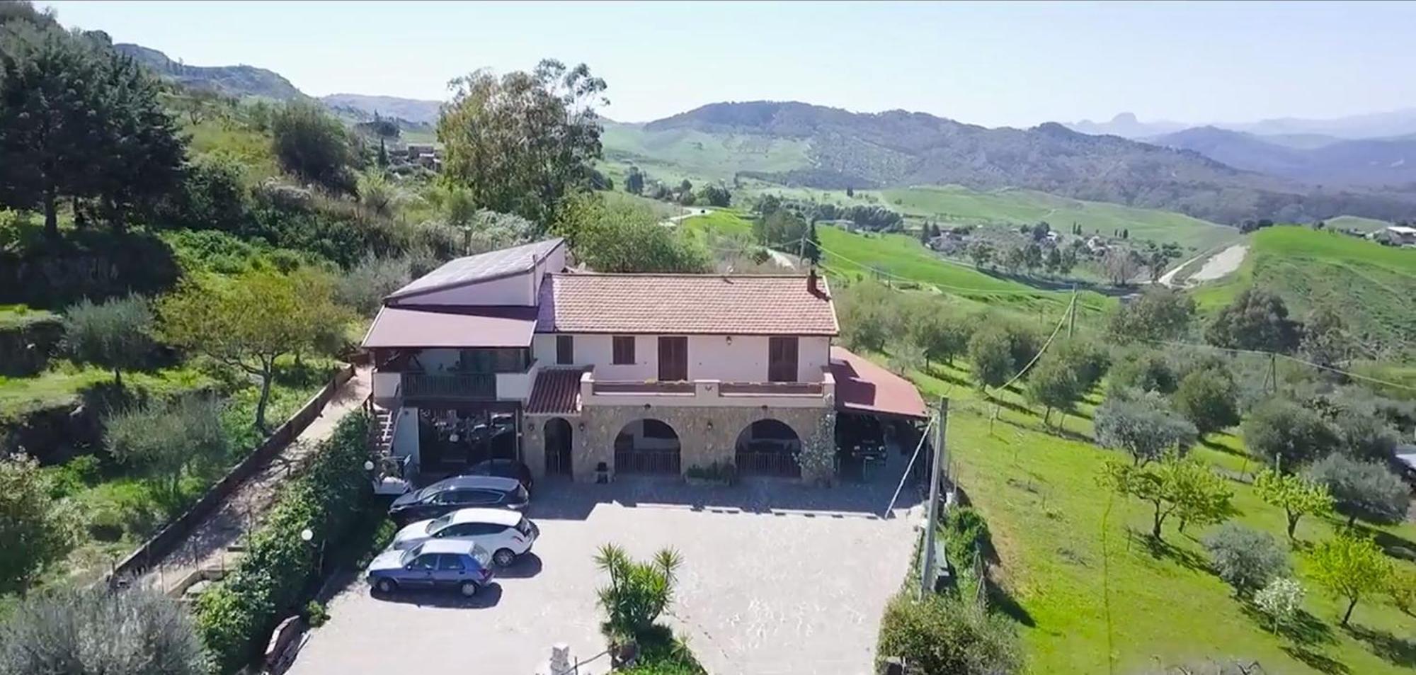 B&B Profumi Di Sicilia 圣卡塔尔多 外观 照片